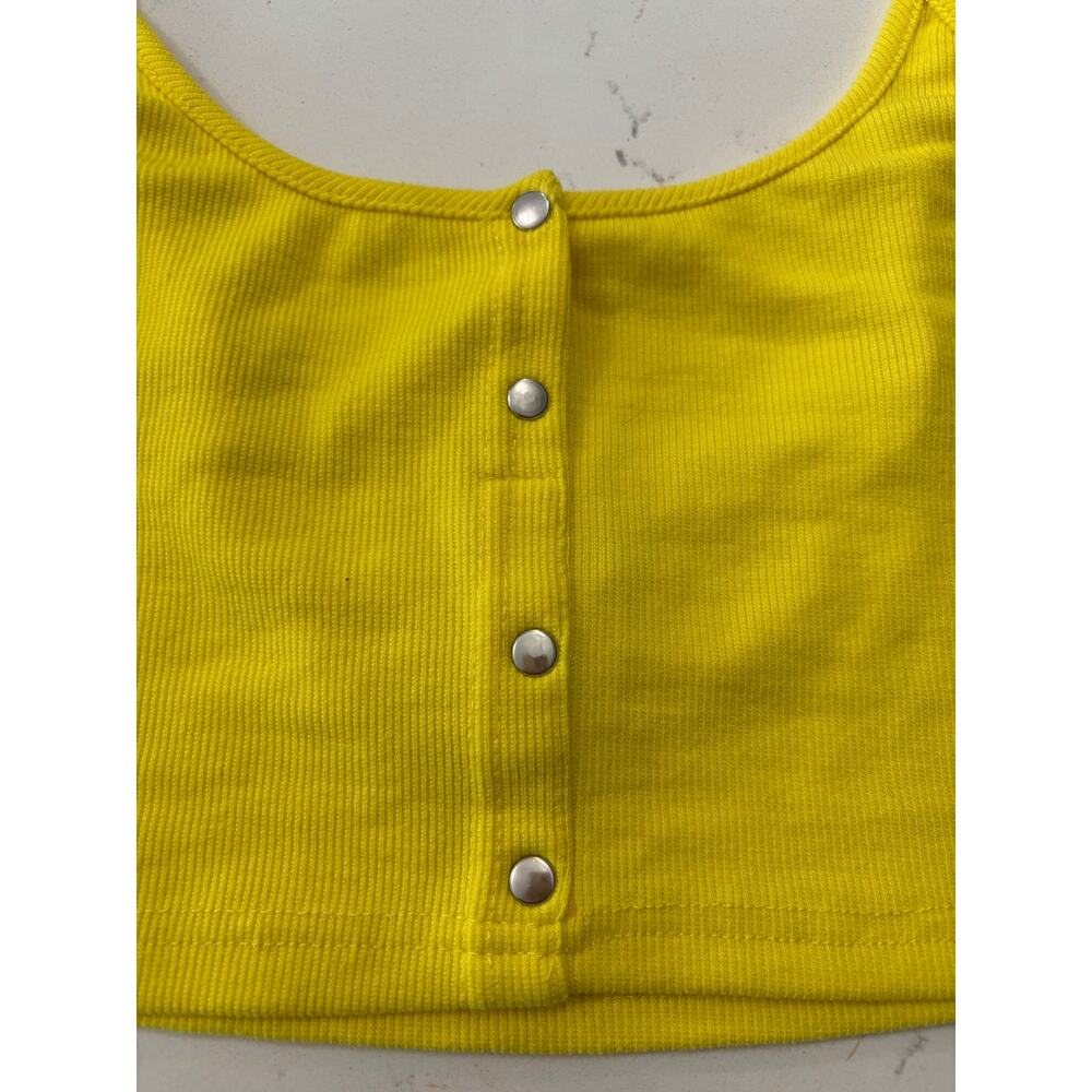 Hot & Delicious yellow crop cami tank metal embellishment sz L  summer beach - Picture 2 of 6